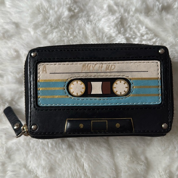 Kate Spade “Jazz Things Up” Cassette Tape Coin Purse - Picture 2 of 8